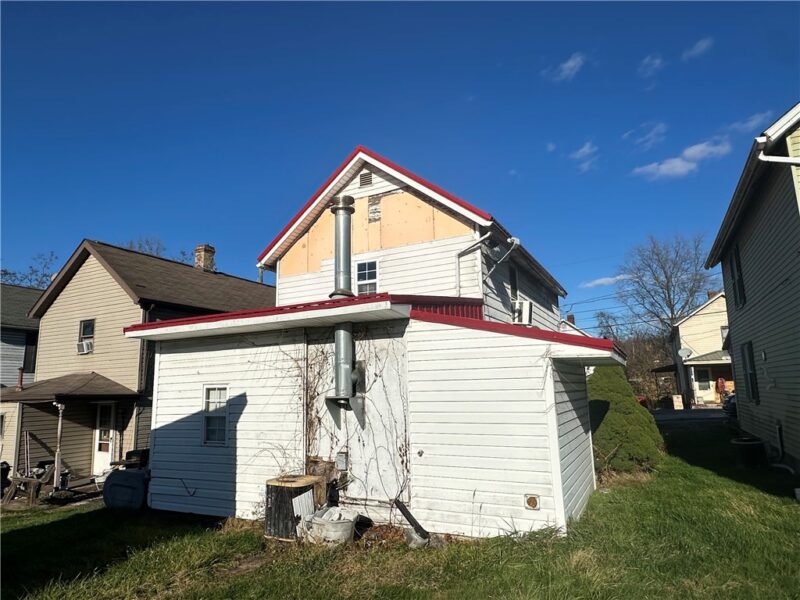425 Somers Street — photo 7