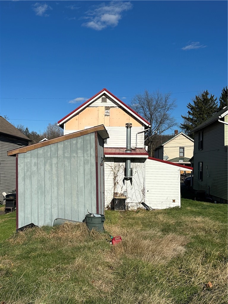 425 Somers Street — photo 8