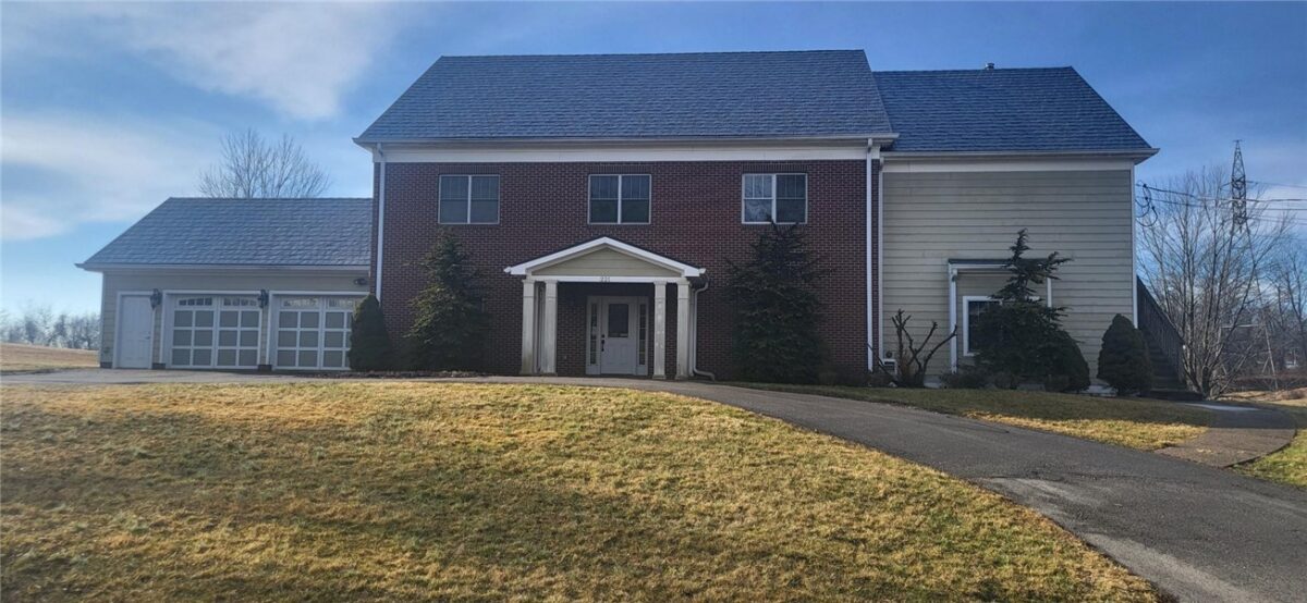 221 Felician Dr — photo 1