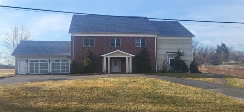 221 Felician Dr — photo 2