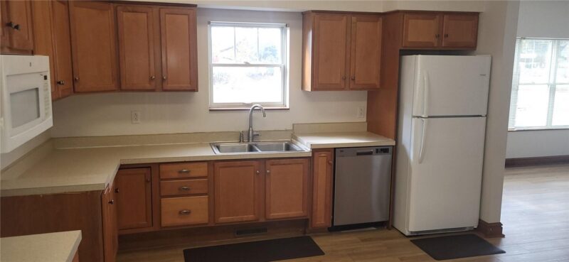 221 Felician Dr — photo 8