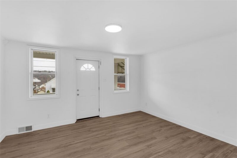 1209 Lower Meadow Ave — photo 6