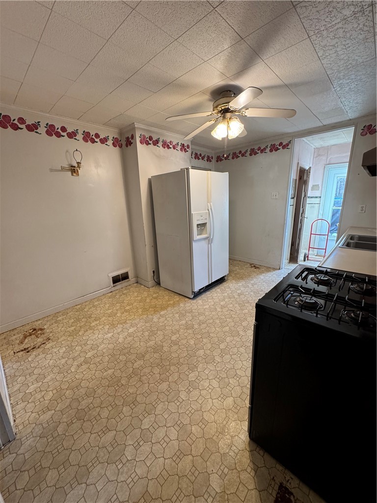 444 Isabella Ave — photo 7