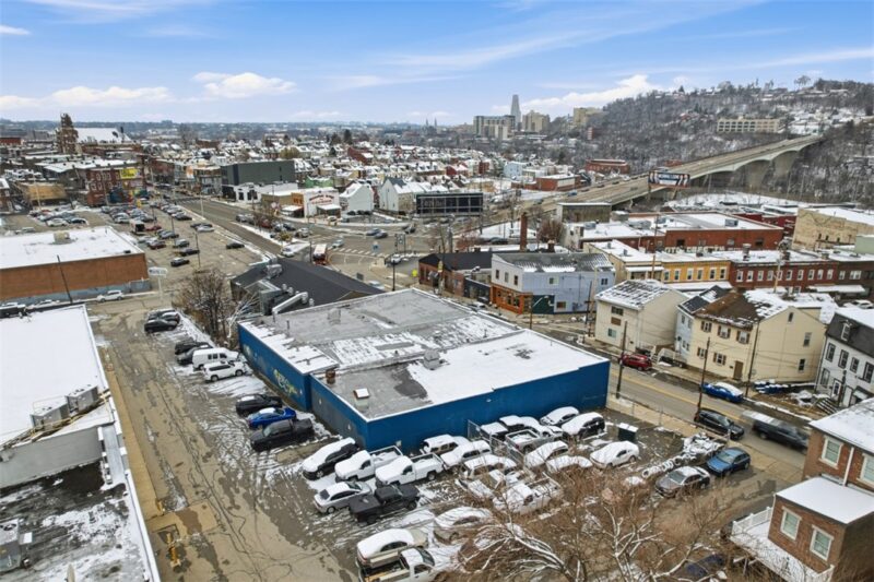 4225 Main St — photo 6