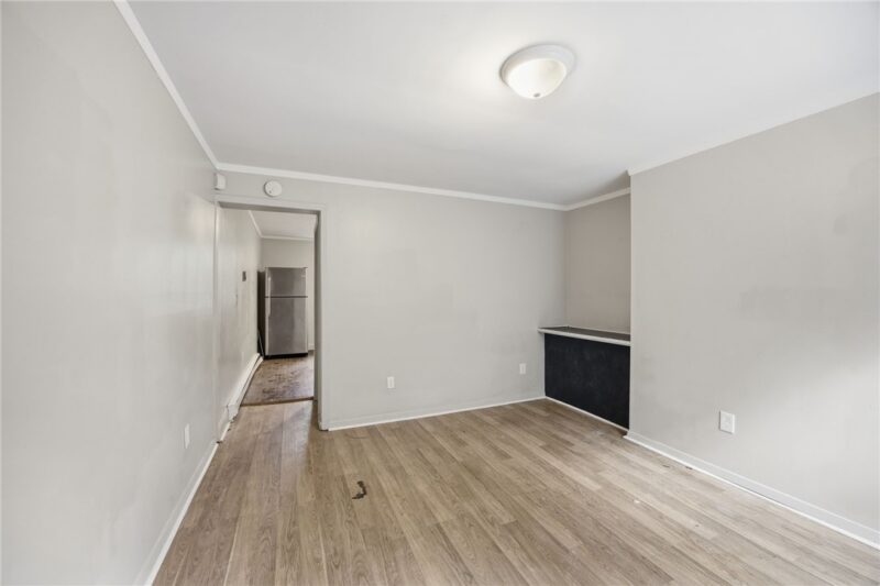 1502 Forsythe St — photo 3