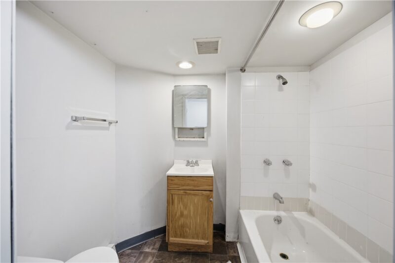 1502 Forsythe St — photo 7