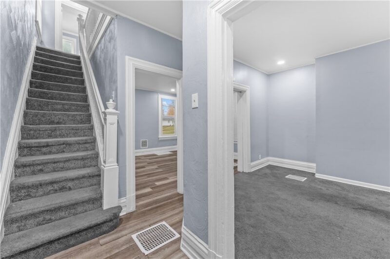 1516 Superior Ave — photo 4