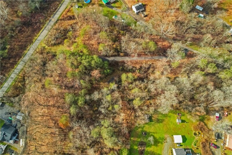 405 Jacoby Rd — photo 4