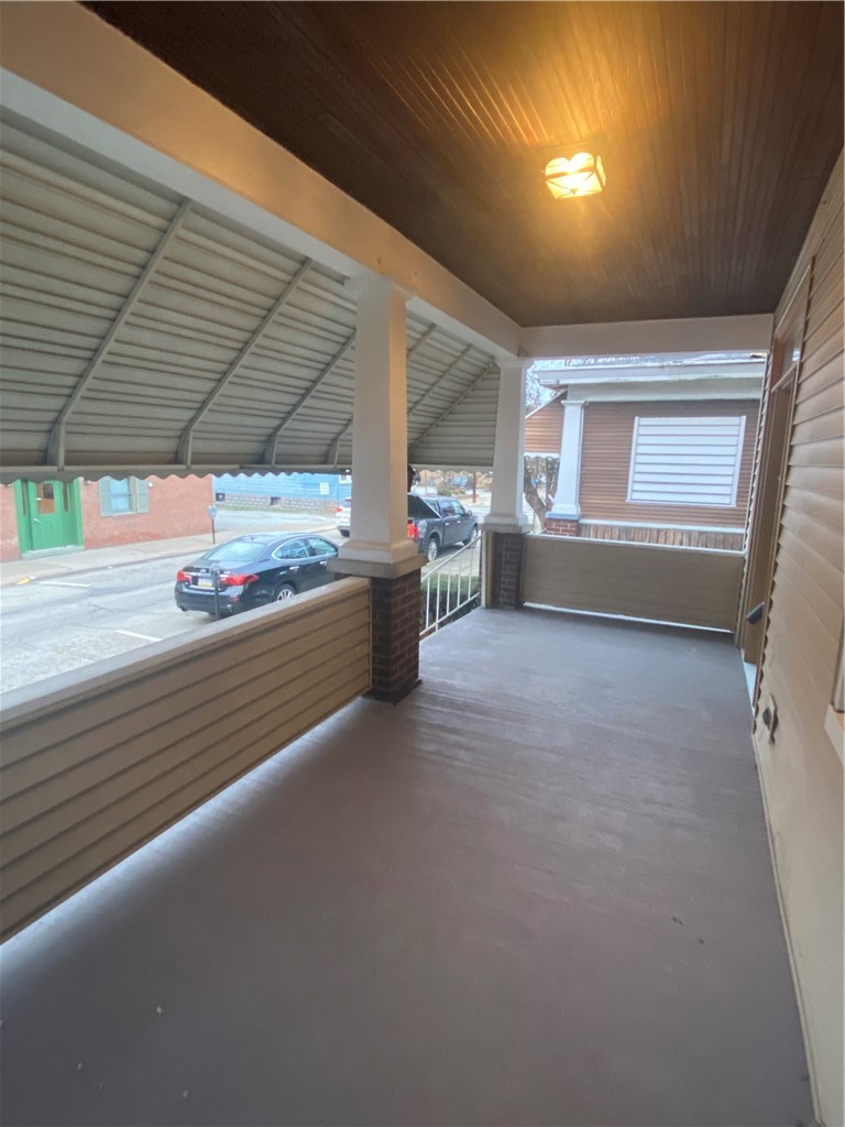 311 S 3rd Ave — photo 4