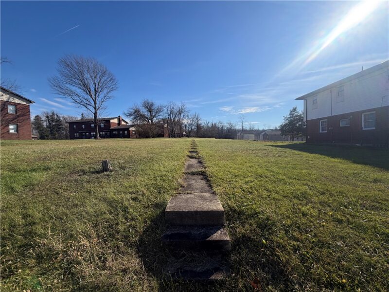 240 Bailey Avenue — photo 3