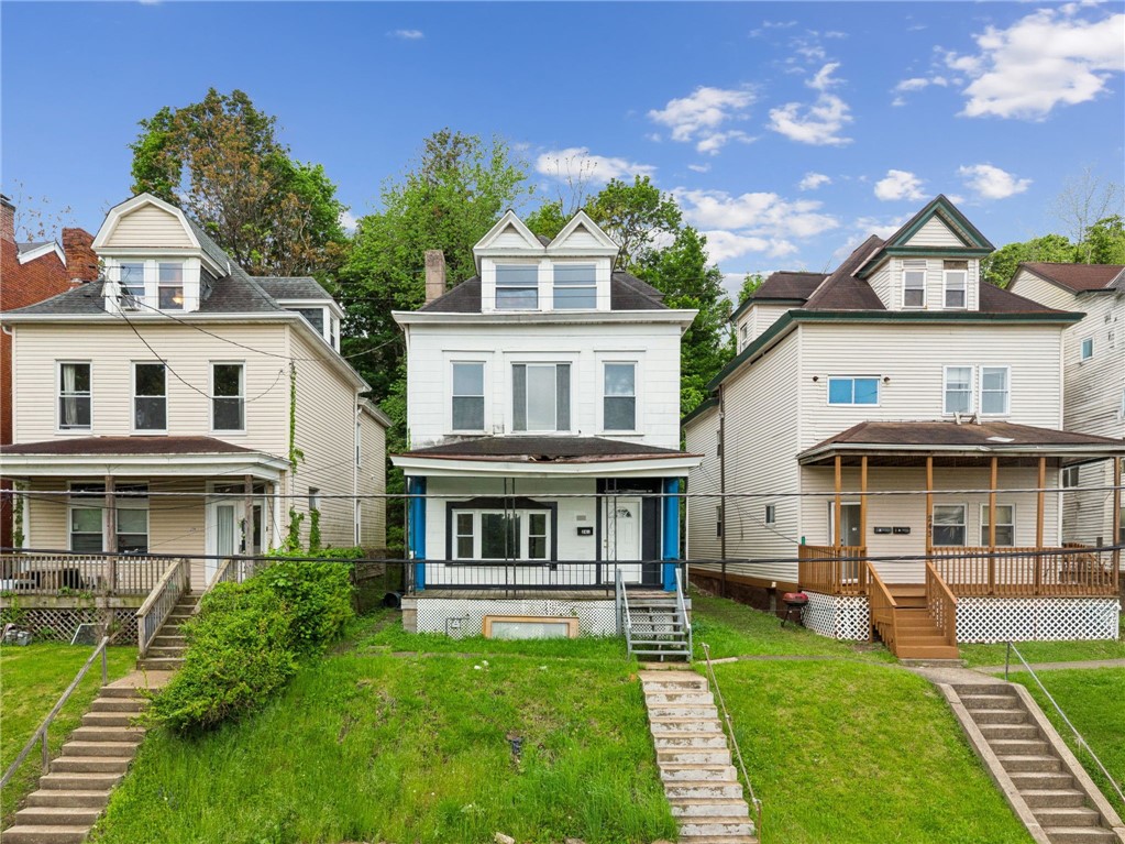 241 Watson Blvd — photo 1