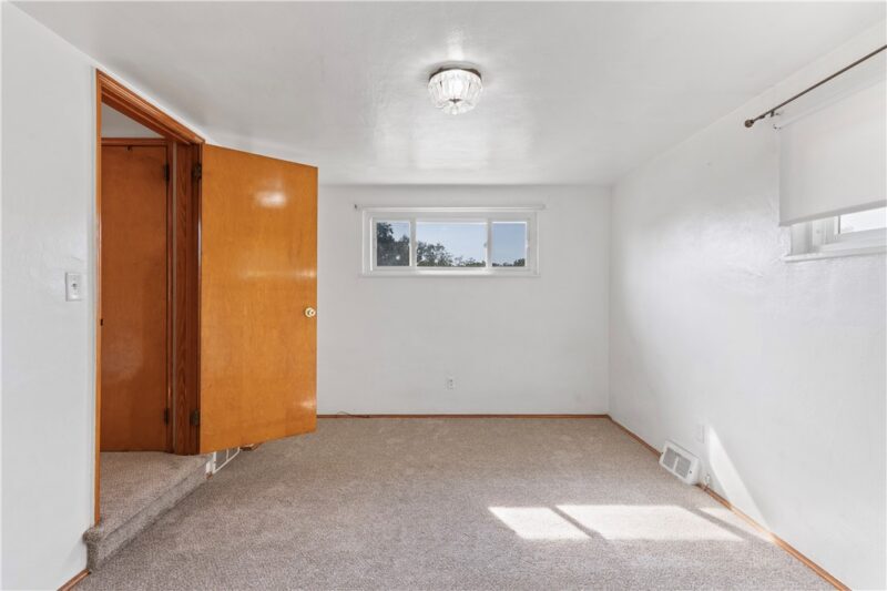 235 Cherrydell Dr — photo 6