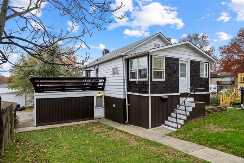 1739 Kimball Ave — photo 4