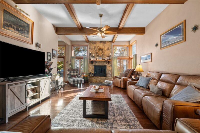 338 Quarry Rd — photo 2