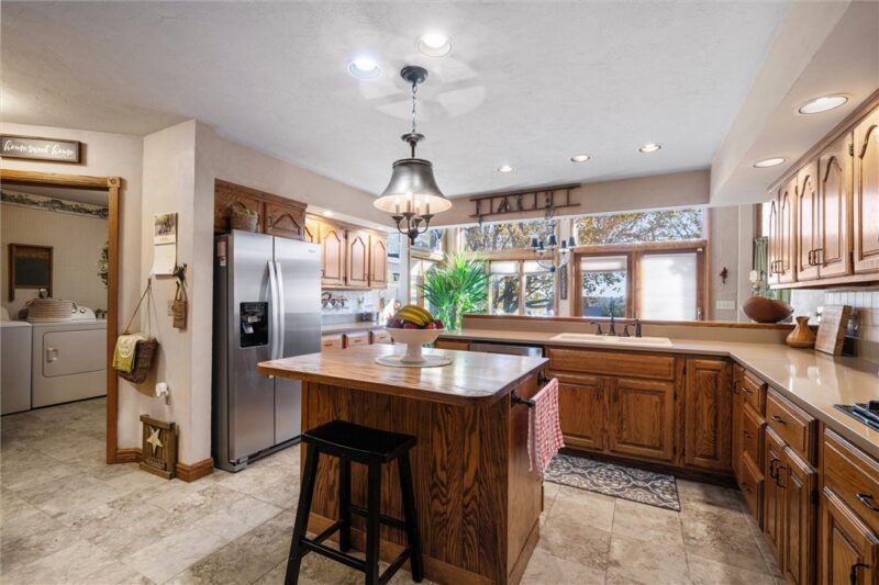 338 Quarry Rd — photo 4