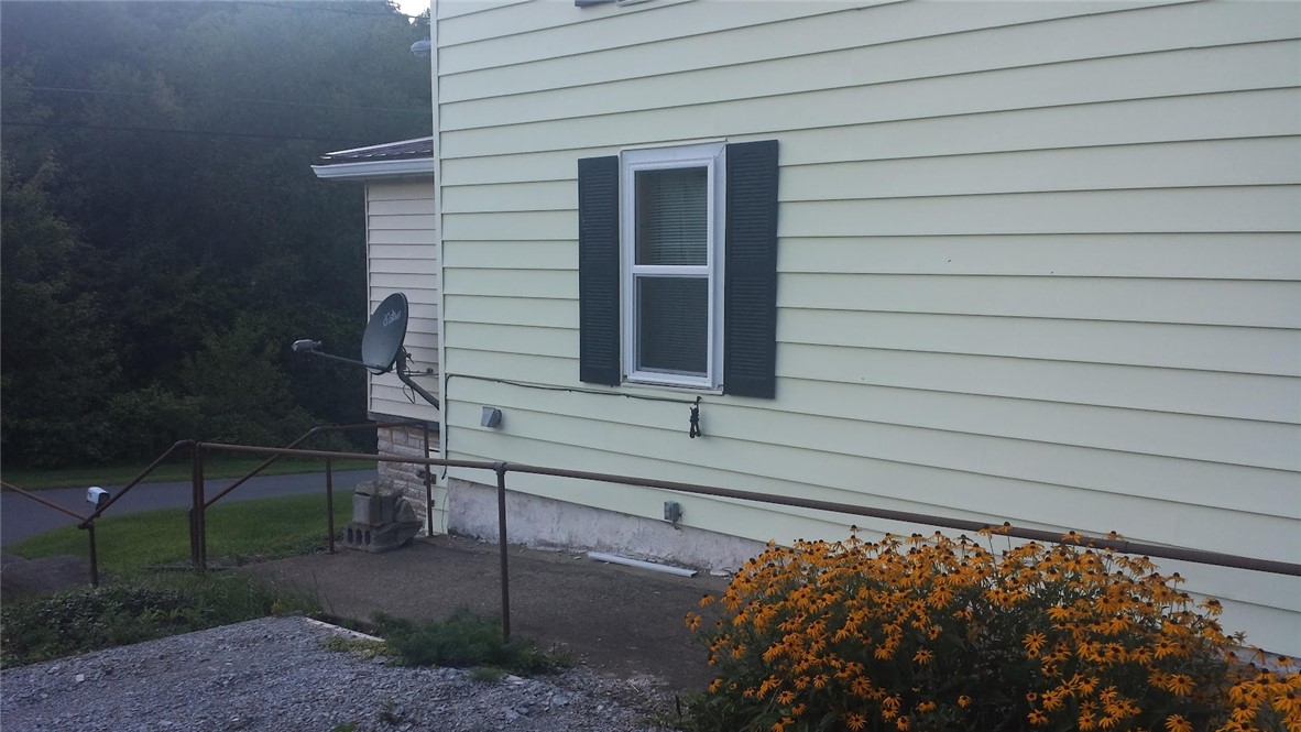 470 Harrison St — photo 1