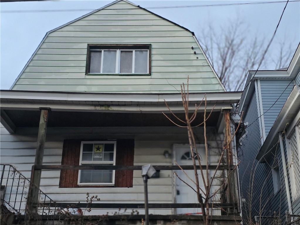 830 Frank St — photo 1