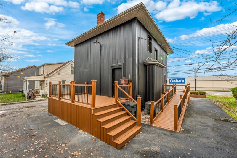 2240 E State St — photo 2