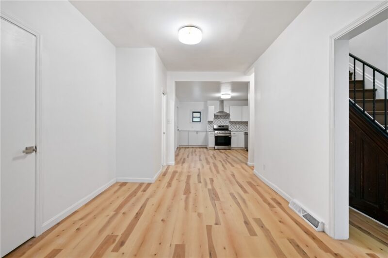 5202 Keystone St — photo 6