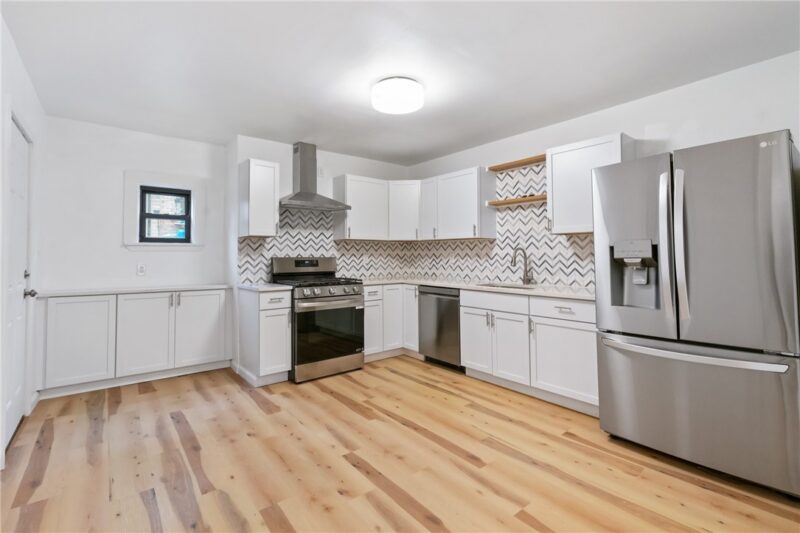 5202 Keystone St — photo 8
