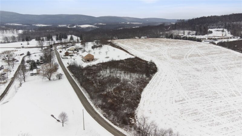 143 Berkeys Rd — photo 4