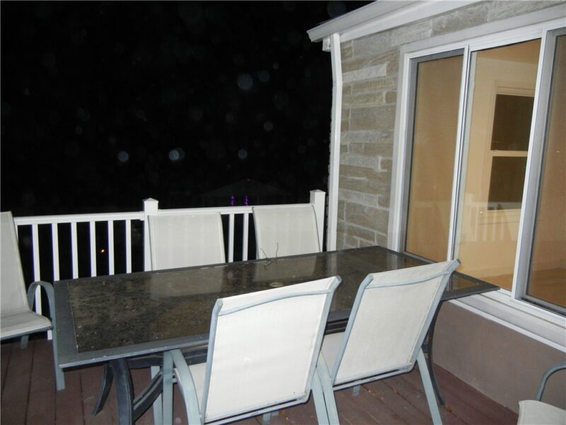 158 Moffat Ave. — photo 4