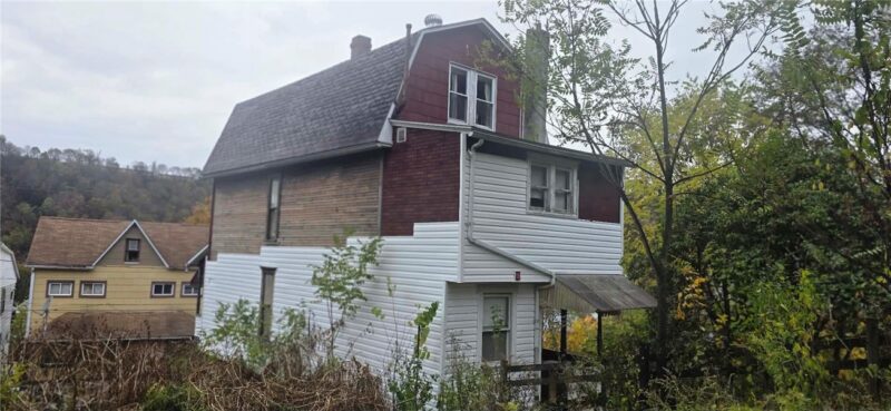 1134 Ridge Ave — photo 2