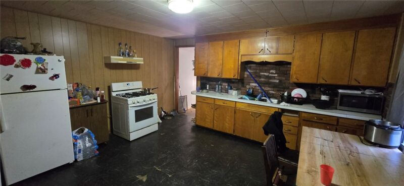 1134 Ridge Ave — photo 3