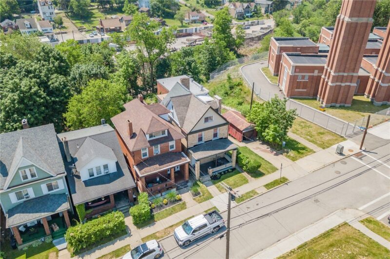 102 Secane Ave — photo 2