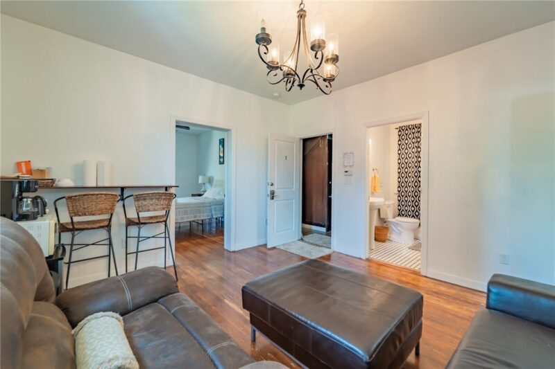 102 Secane Ave — photo 7