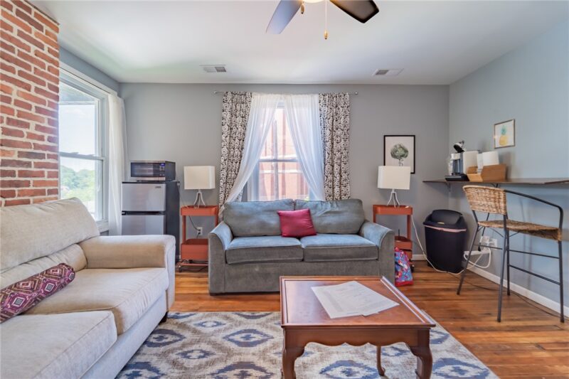 102 Secane Ave — photo 8