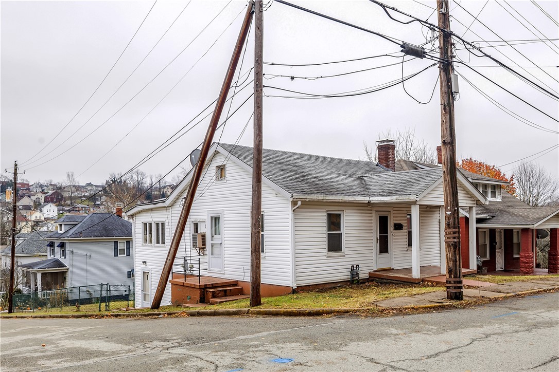 312 Lafferty Street — photo 1