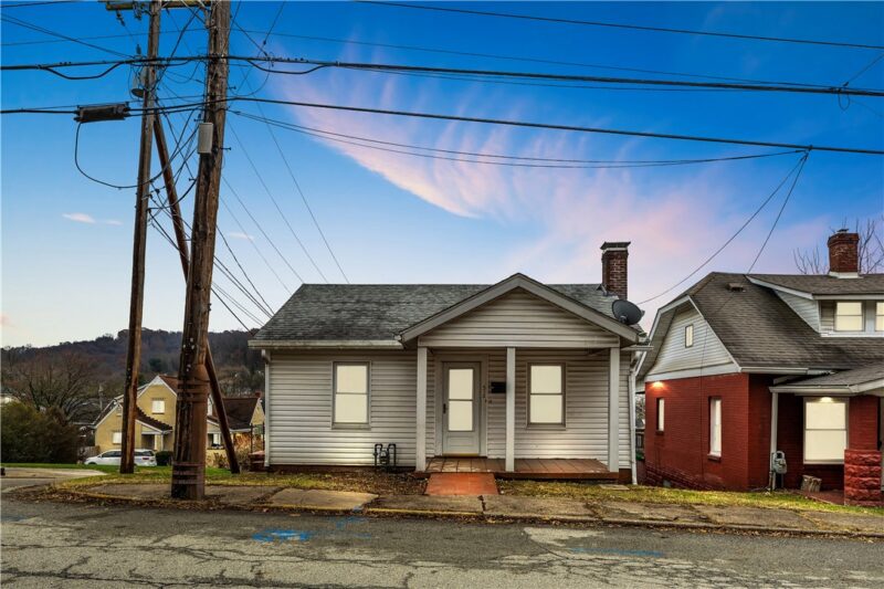 312 Lafferty Street — photo 2
