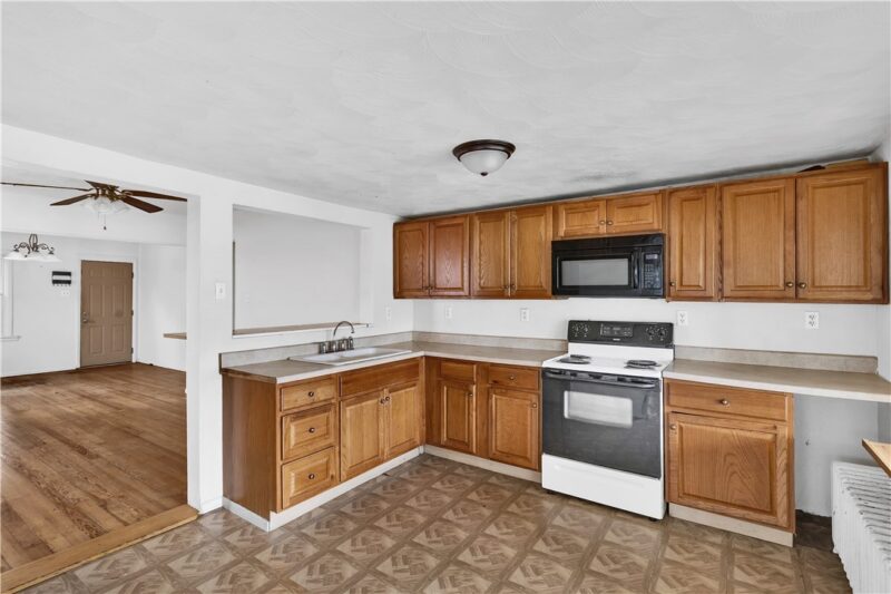 312 Lafferty Street — photo 3