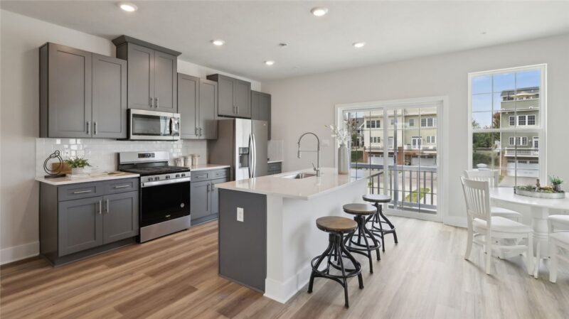 530 Cooper Street — photo 5