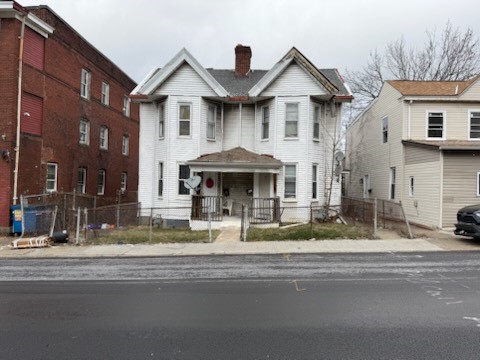 133-135 Bausman St — photo 2