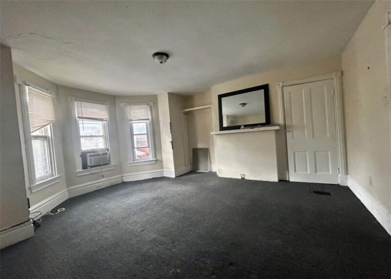 133-135 Bausman St — photo 3