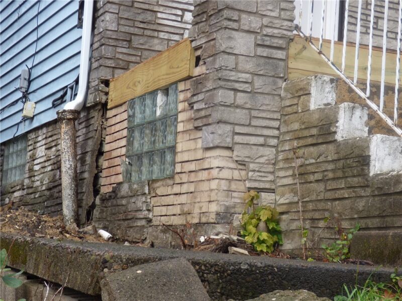 304 Lorenz Ave — photo 3