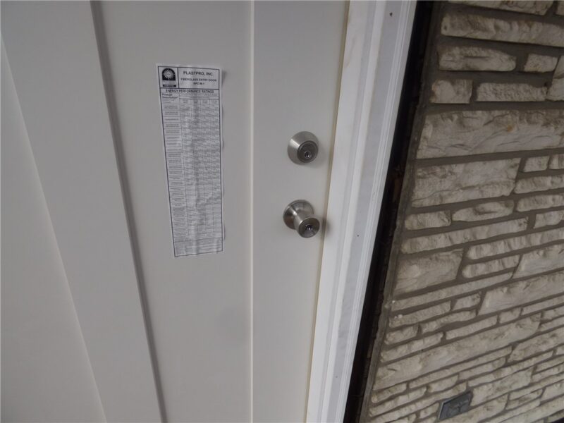 304 Lorenz Ave — photo 4