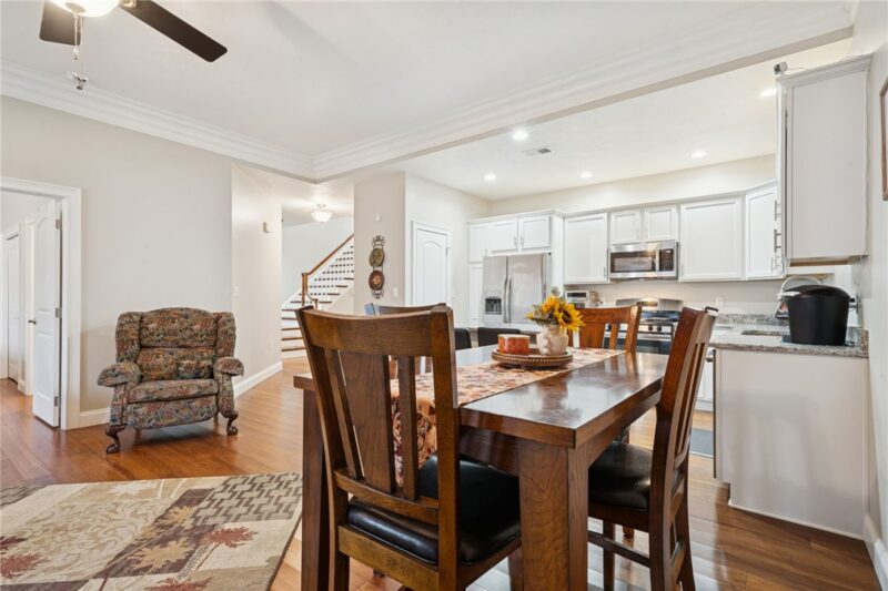 336 Village Court — photo 7