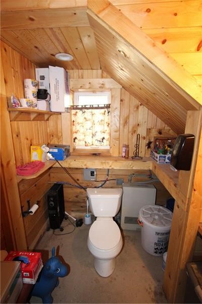 24 Stom Road — photo 8