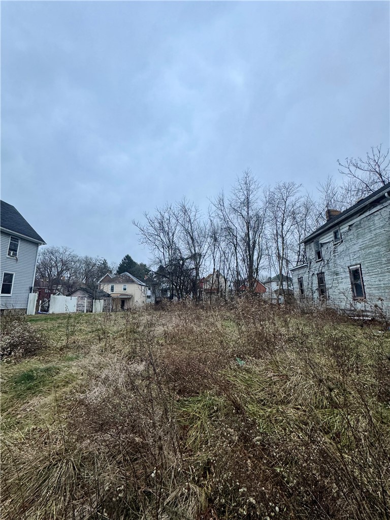 1120 Mcmahon Ave — photo 3