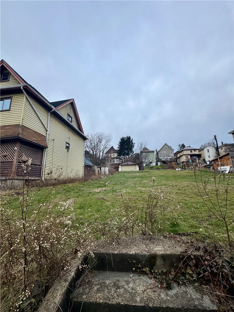 28 Schoonmaker Ave — photo 3