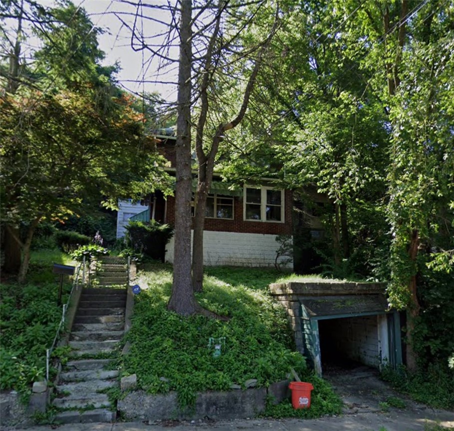 1934 Laketon Rd — photo 1