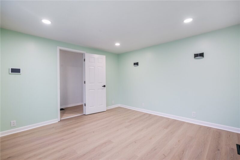 67 Ruth St — photo 6