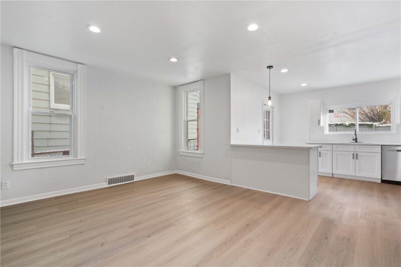 67 Ruth St — photo 8