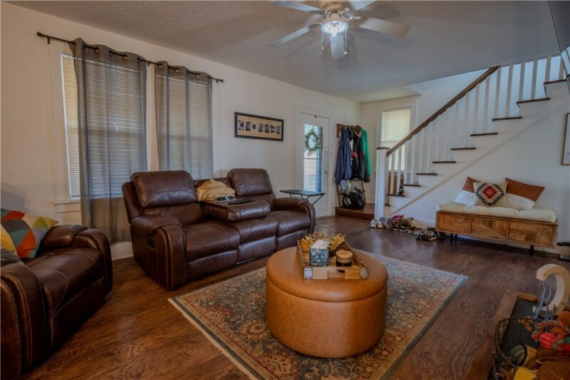 327 N Eighty Eight Rd — photo 4
