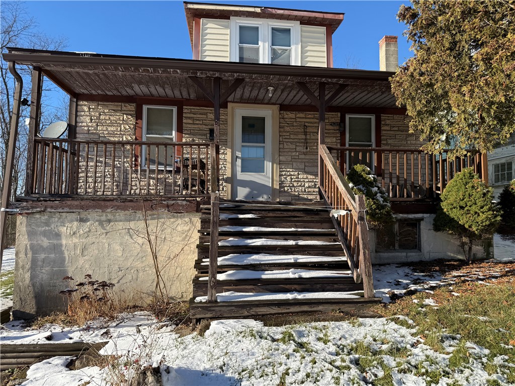 922 Carbon Ave — photo 1