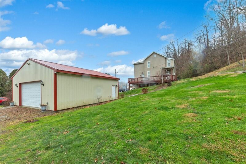 504 Howell St — photo 7