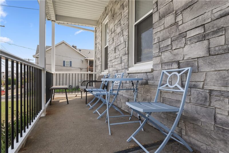 144 Bigham St — photo 4